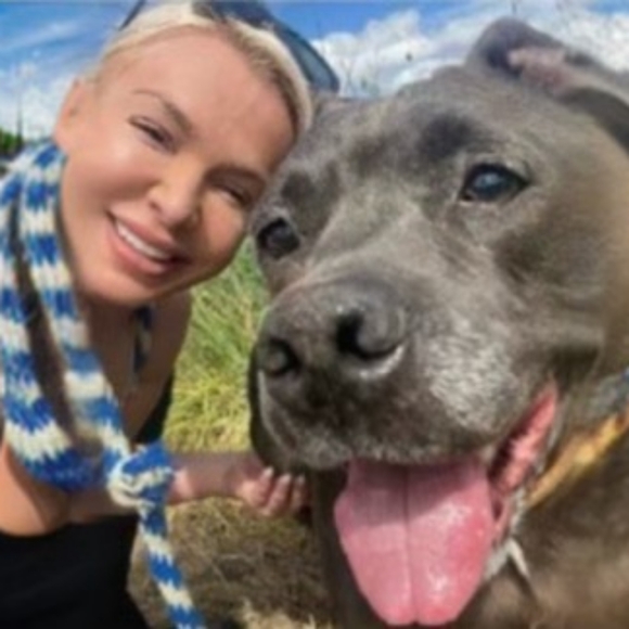 Meet your Posher, Laure Ann - Picture 1 of 1